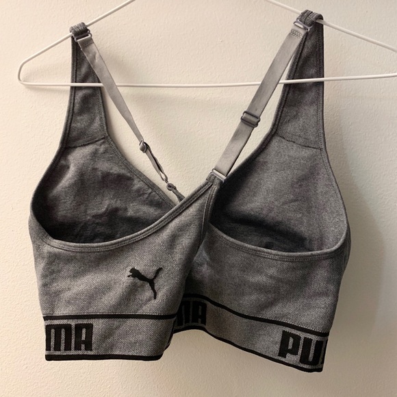 Seamless Puma Sports Bra - Picture 3 of 3